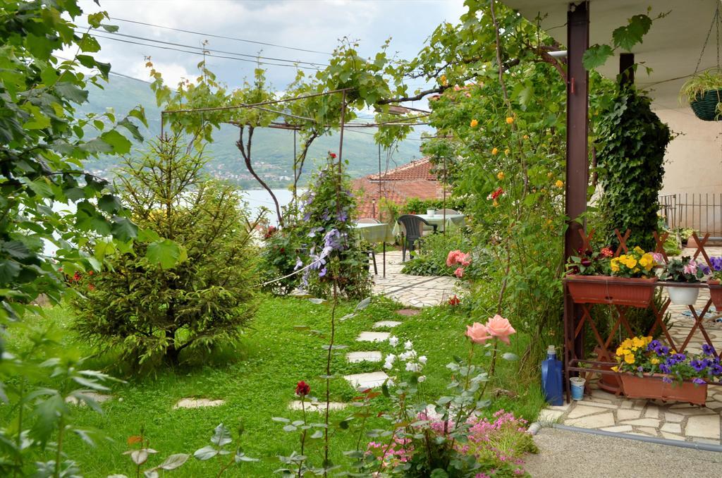 Apartments Villa Saray Ohrid Exterior foto